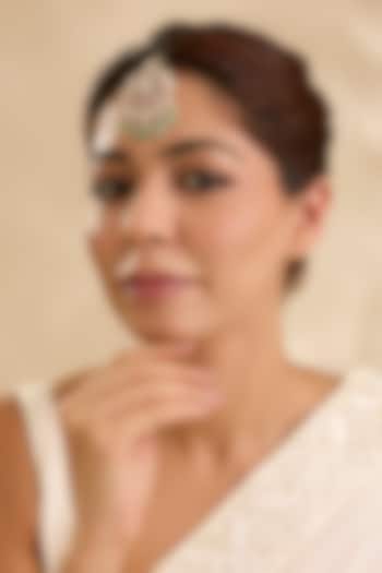 Gold Finish Kundan Polki & Green Beaded Maangtikka by Aura Trends at Pernia's Pop Up Shop