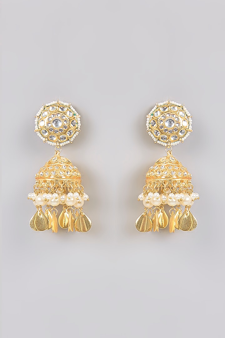 Gold Finish Kundan Polki & Pearl Beaded Dangler Earrings With Maangtikka by Aura Trends at Pernia's Pop Up Shop