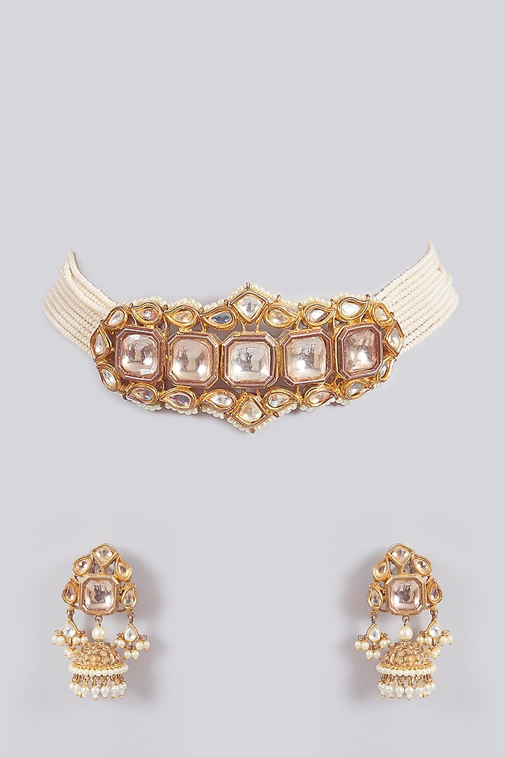 Gold Finish Kundan Polki & Mirror Choker Necklace Set by Aura Trends at Pernia's Pop Up Shop