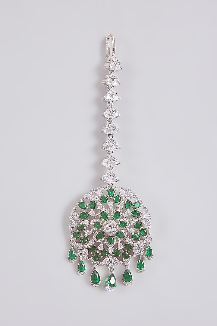 Gold Finish Kundan Polki & Green Stone Maangtikka by Aura Trends at Pernia's Pop Up Shop