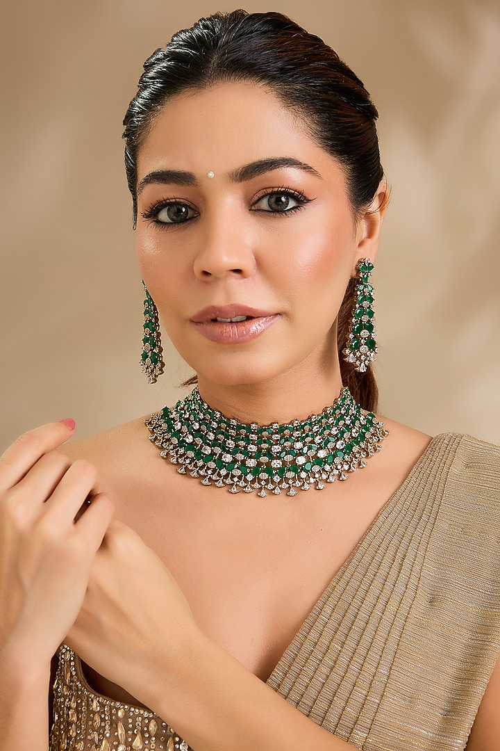 Antique Gold Finish Kundan Polki & Emerald Green Beaded Choker Necklace Set by Aura Trends at Pernia's Pop Up Shop