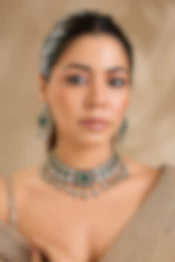 Antique Gold Finish Square-Shaped Emerald Stone Choker Necklace Set by Aura Trends at Pernia's Pop Up Shop