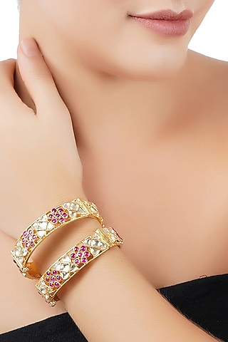Gold Plated Kundan Bangles by Aura Trends