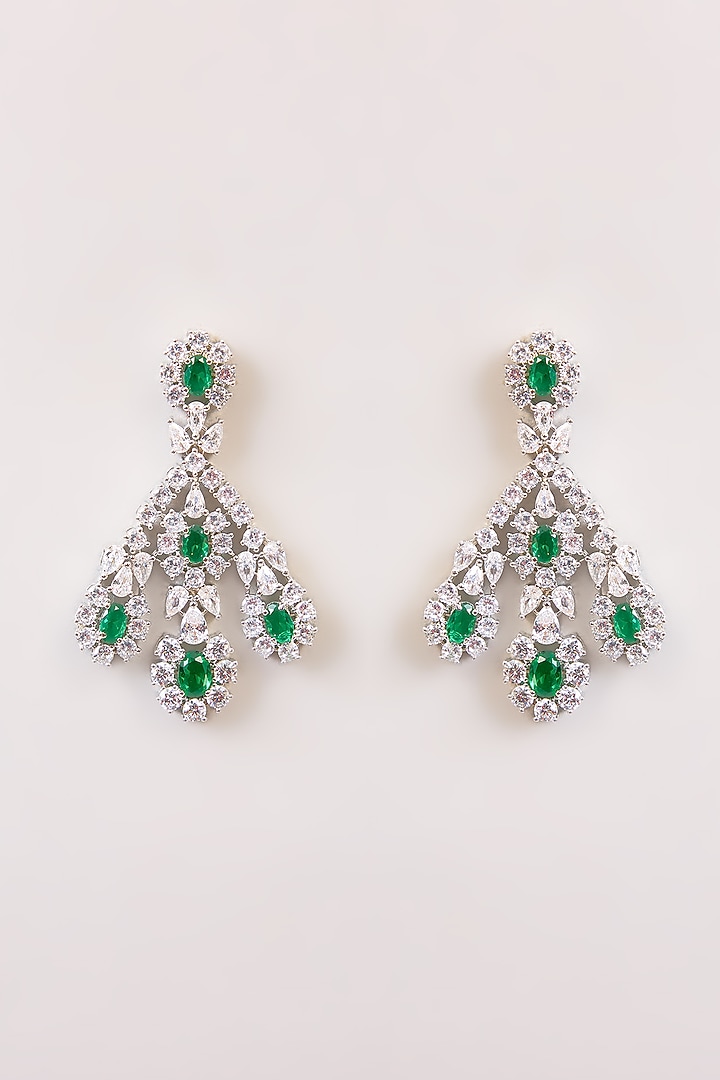 White Finish Kundan Polki & Emerald Green Stone Necklace Set by Aura Trends at Pernia's Pop Up Shop