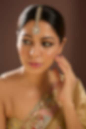 Antique Gold Finish Kundan Polki & Pearl Maangtikka by Auraa Trends at Pernia's Pop Up Shop