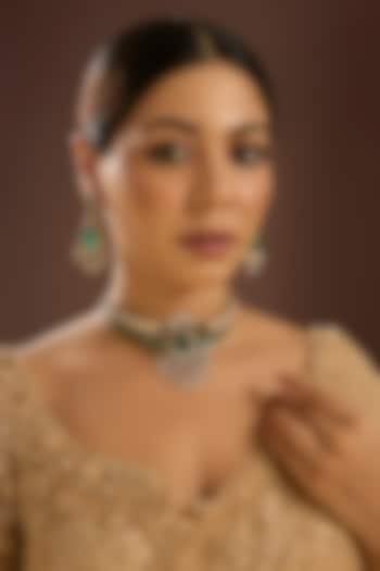 Gold Finish Kundan Polki & Emerald Green Stone Choker Necklace Set by Auraa Trends at Pernia's Pop Up Shop