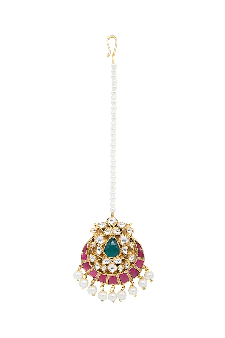 Gold Finish Kundan Maang Tikka by Aura Trends at Pernia's Pop Up Shop