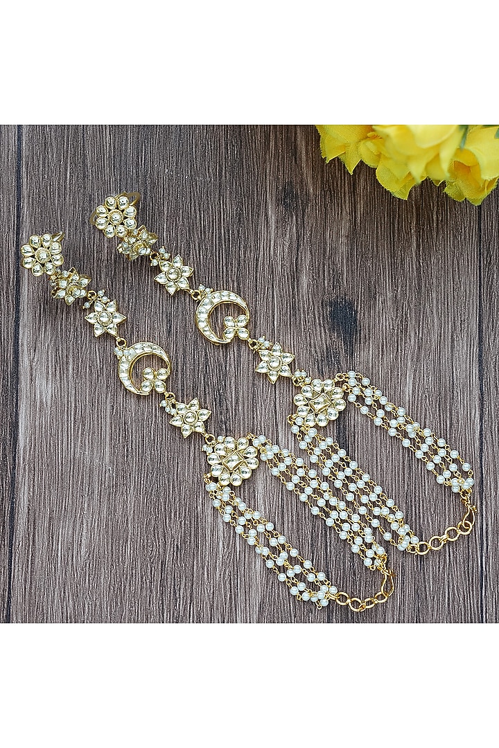 Gold Plated Kundan Hathphool by Aura Trends at Pernia's Pop Up Shop