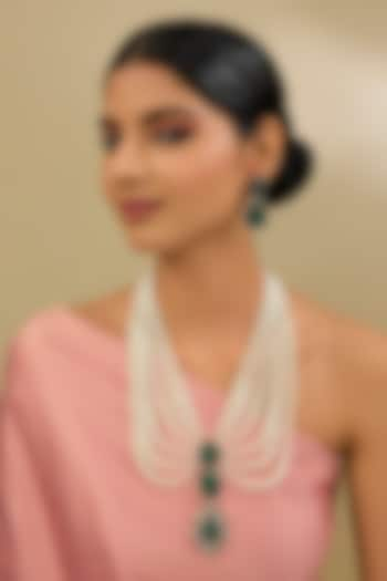 Gold Finish Green Kundan Polki Necklace Set by Auraa Trends at Pernia's Pop Up Shop