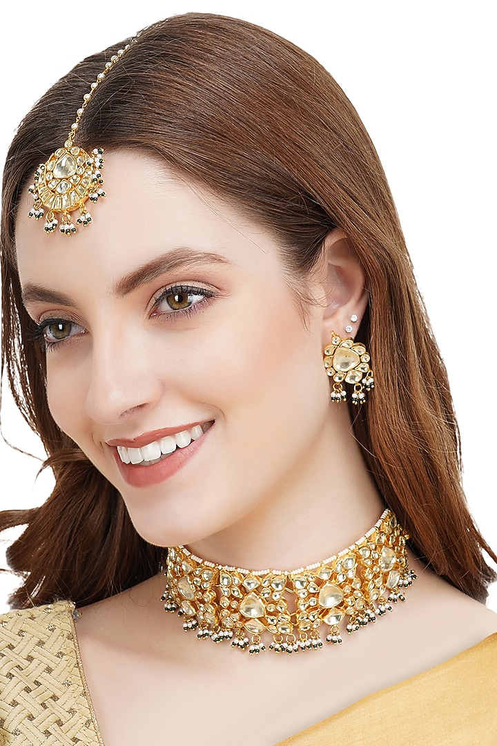 Gold Plated Choker Necklace Set With Kundan Polki by Aura Trends at Pernia's Pop Up Shop