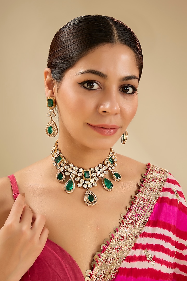 Gold Finish Kundan Polki & Emerald Green Stone Choker Necklace Set by Auraa Trends at Pernia's Pop Up Shop