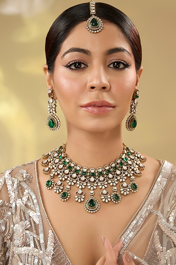 Gold Finish Kundan Polki & Emerald Necklace Set by Auraa Trends at Pernia's Pop Up Shop