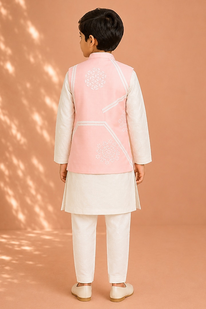 Pink Silk Applique Embroidered Bundi Jacket For Boys by Arun Verma Kids at Pernia's Pop Up Shop