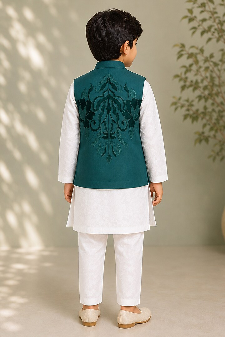 Green Silk Embroidered Bundi Jacket For Boys by Arun Verma Kids at Pernia's Pop Up Shop