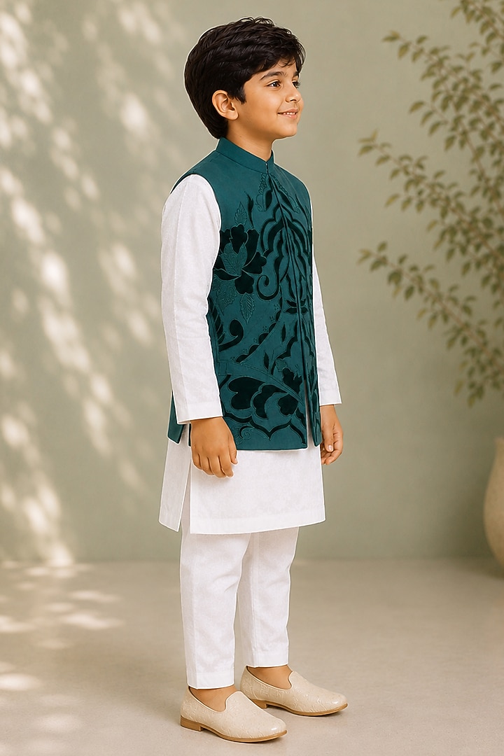 Green Silk Embroidered Bundi Jacket For Boys by Arun Verma Kids at Pernia's Pop Up Shop