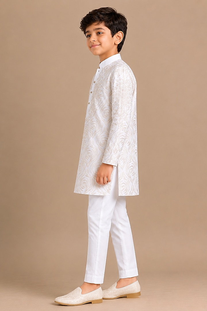 Ivory Silk Embroidered Kurta For Boys by Arun Verma Kids at Pernia's Pop Up Shop