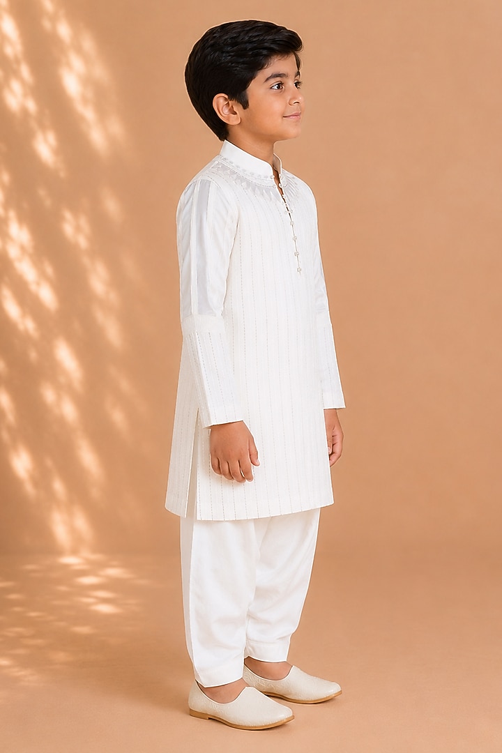 Ivory Silk Embroidered Kurta For Boys by Arun Verma Kids at Pernia's Pop Up Shop