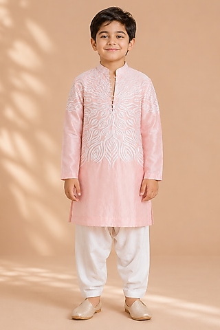 Pink Silk Embroidered Kurta For Boys by Arun Verma Kids