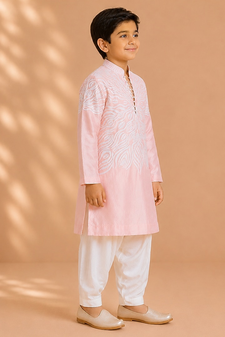 Pink Silk Embroidered Kurta For Boys by Arun Verma Kids at Pernia's Pop Up Shop