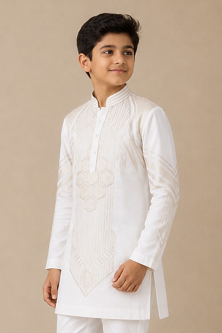 Ivory Silk Embroidered Kurta For Boys by Arun Verma Kids at Pernia's Pop Up Shop