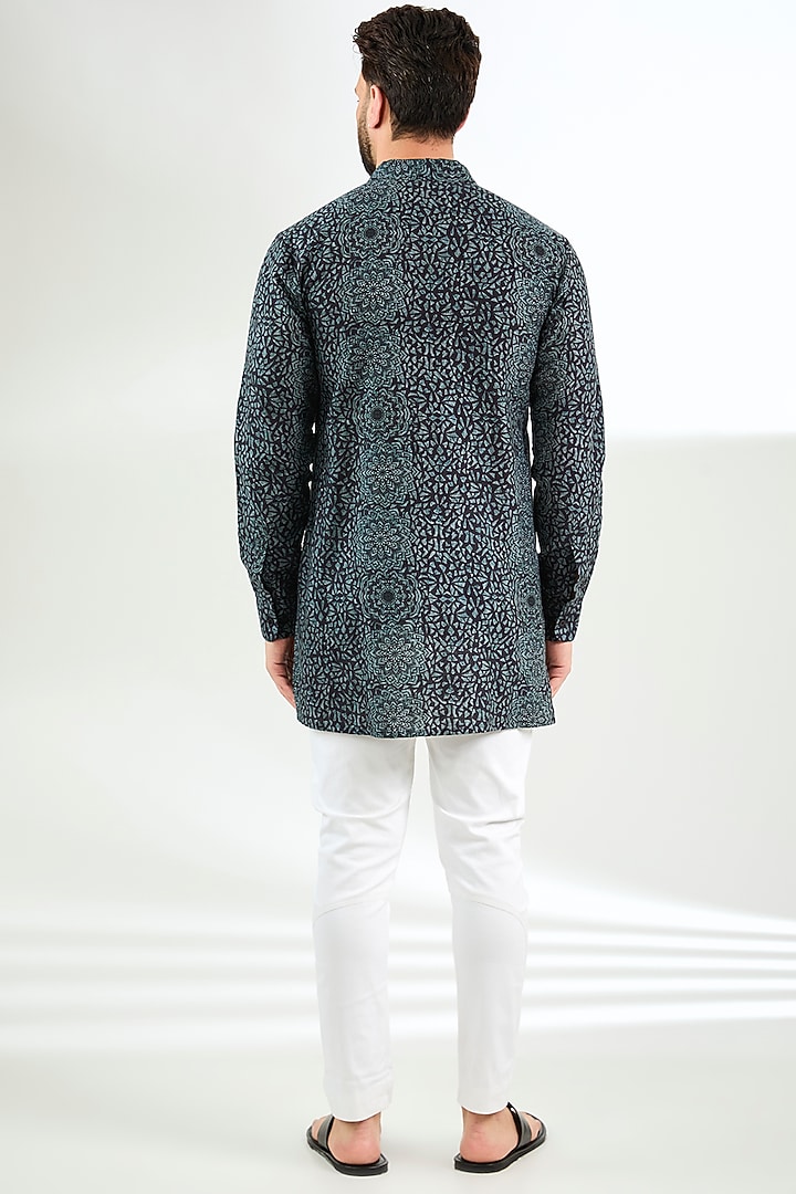 Black Linen Digital Printed Bundi Jacket With Kurta by Arun Verma at Pernia's Pop Up Shop