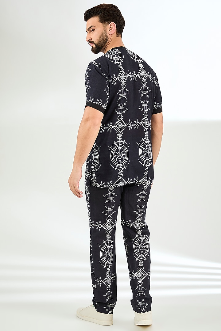 Black Linen Digital Printed Jacket Set by Arun Verma at Pernia's Pop Up Shop