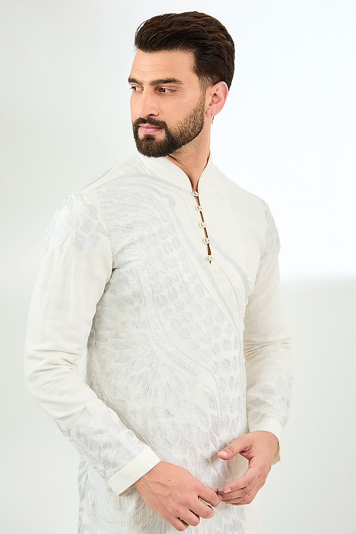 Ivory Linen Thread & Aari Embroidered Short Kurta by Arun Verma at Pernia's Pop Up Shop