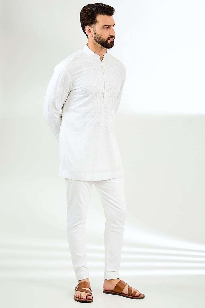 White Cotton Aari Embroidered Short Kurta by Arun Verma at Pernia's Pop Up Shop