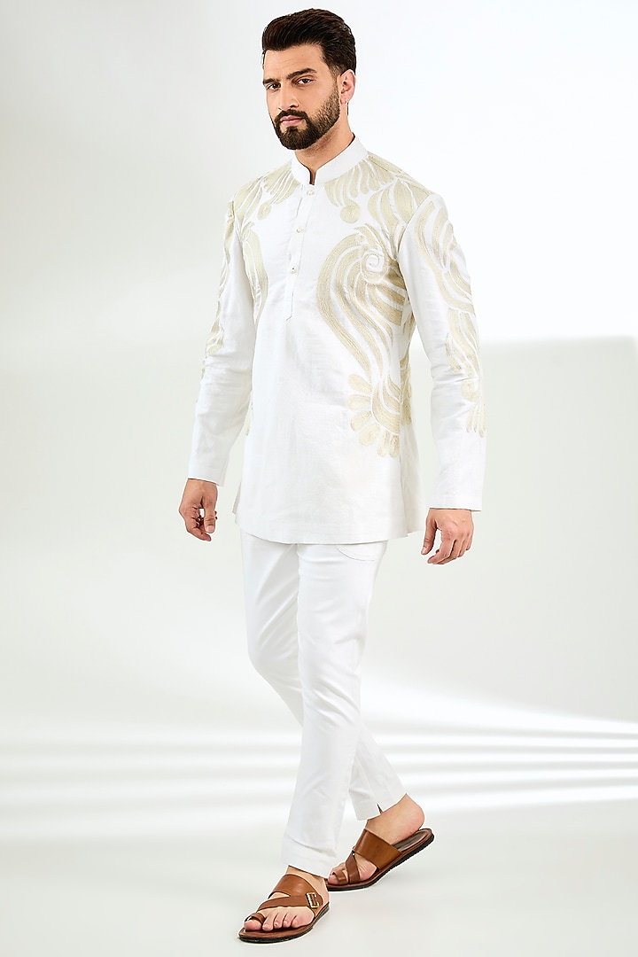 Ivory Linen Resham Embroidered Short Kurta by Arun Verma at Pernia's Pop Up Shop