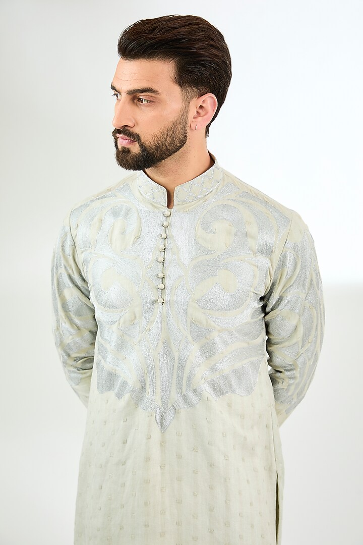 Grey Linen Thread & Aari Embroidered Short Kurta by Arun Verma at Pernia's Pop Up Shop