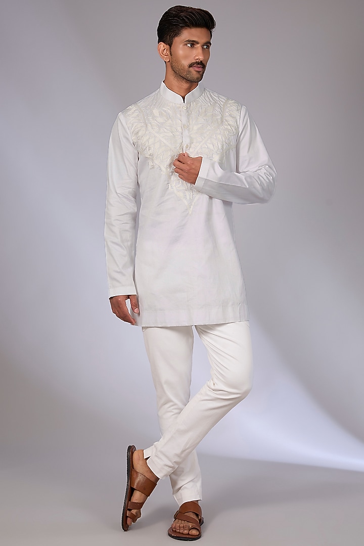 White Cotton Satin Aari Embroidered Short Kurta by Arun Verma at Pernia's Pop Up Shop