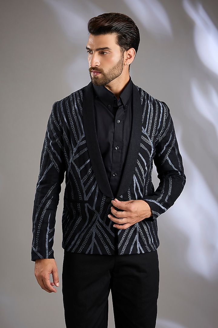 Black Linen Resham Embroidered Blazer by Arun Verma at Pernia's Pop Up Shop