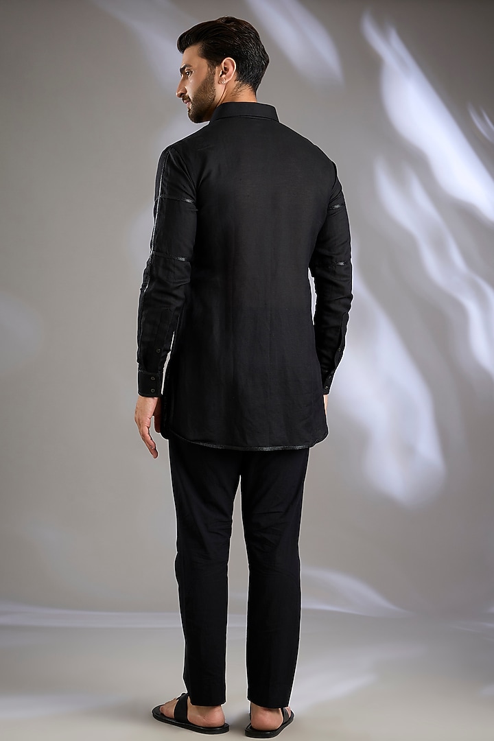 Black Linen Kurta by Arun Verma at Pernia's Pop Up Shop