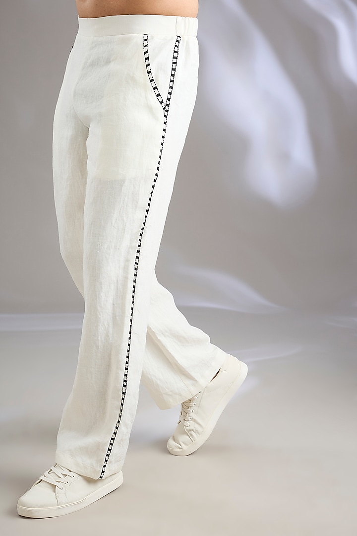 Ivory Linen Resham Embroidered Co-Ord Set by Arun Verma at Pernia's Pop Up Shop