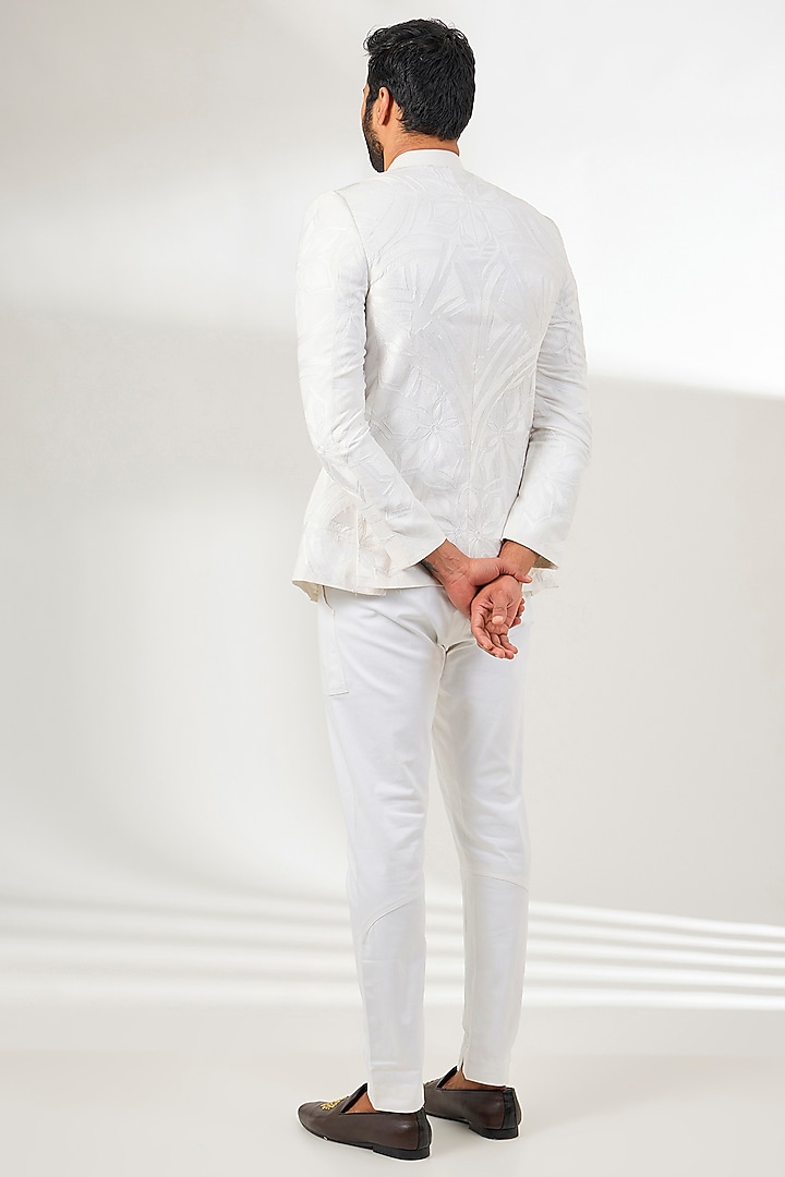 White Linen Aari Resham Embroidered Wedding Bandhgala by Arun Verma at Pernia's Pop Up Shop