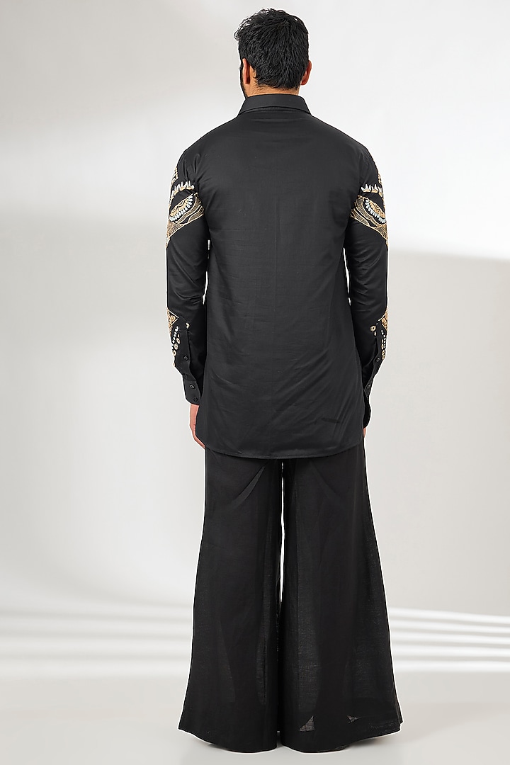 Black Cotton Dori Embroidered Short Kurta by Arun Verma at Pernia's Pop Up Shop