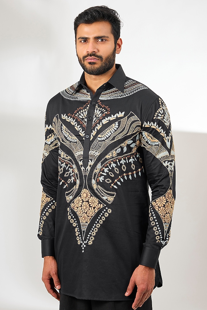 Black Cotton Dori Embroidered Short Kurta by Arun Verma at Pernia's Pop Up Shop