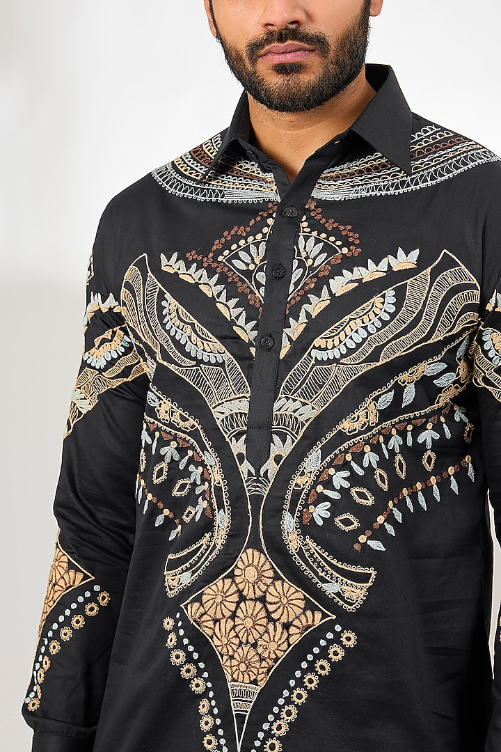 Black Cotton Dori Embroidered Short Kurta by Arun Verma at Pernia's Pop Up Shop