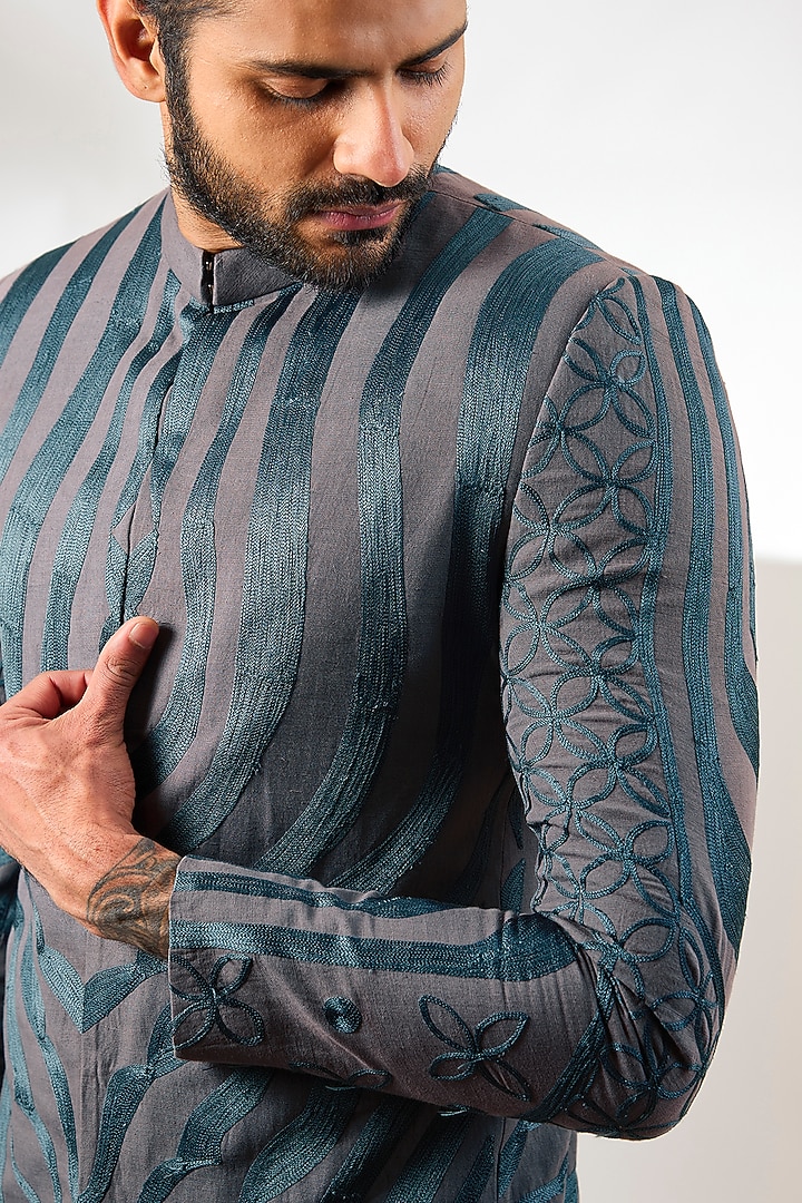 Grey Linen Aari Embroidered Wedding Bandhgala by Arun Verma at Pernia's Pop Up Shop