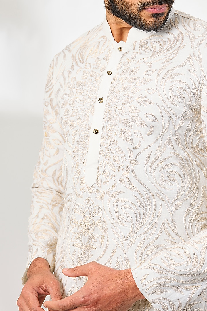 Ivory Chanderi Aari Embroidered Short Kurta by Arun Verma at Pernia's Pop Up Shop