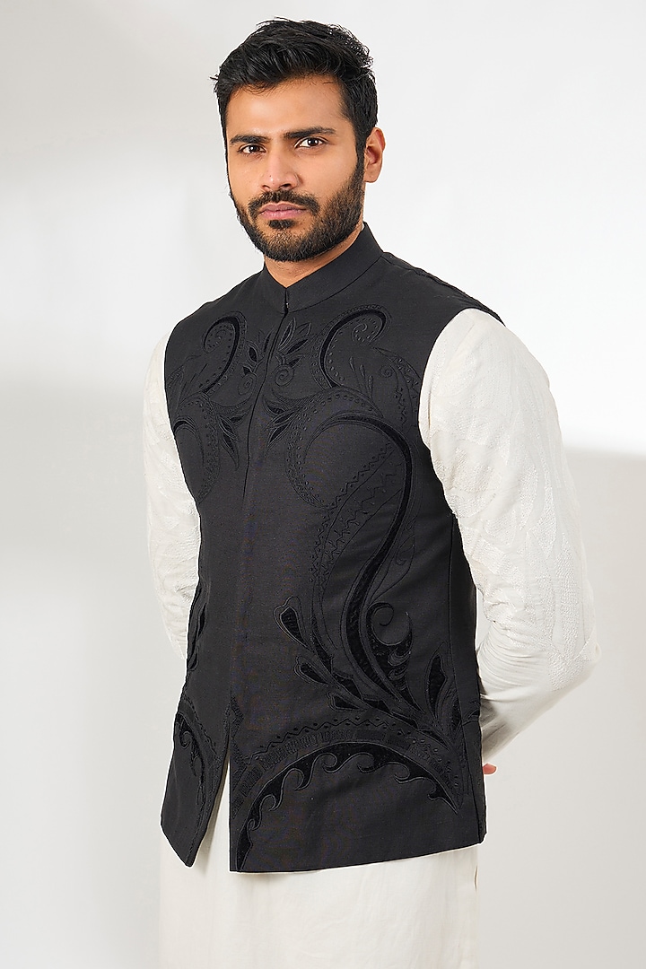 Black Linen Resham Embroidered Bundi Jacket by Arun Verma at Pernia's Pop Up Shop