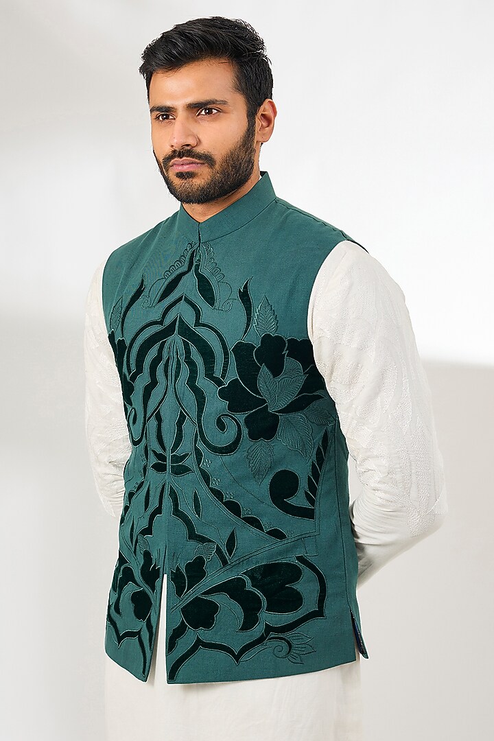 Emerald Green Silk Chanderi Applique Embroidered Bundi Jacket by Arun Verma at Pernia's Pop Up Shop