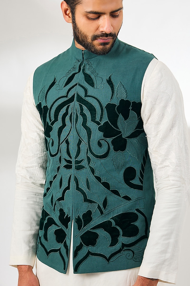 Emerald Green Silk Chanderi Applique Embroidered Bundi Jacket by Arun Verma at Pernia's Pop Up Shop