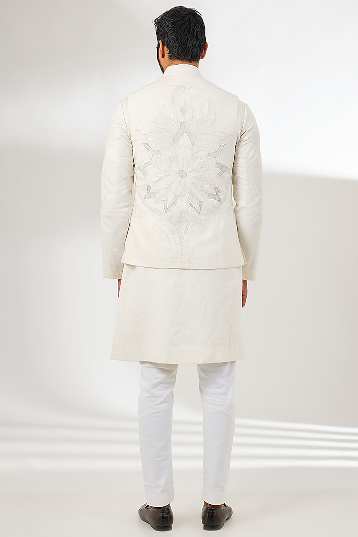 Ivory Silk Thread & Resham Embroidered Bundi Jacket by Arun Verma at Pernia's Pop Up Shop