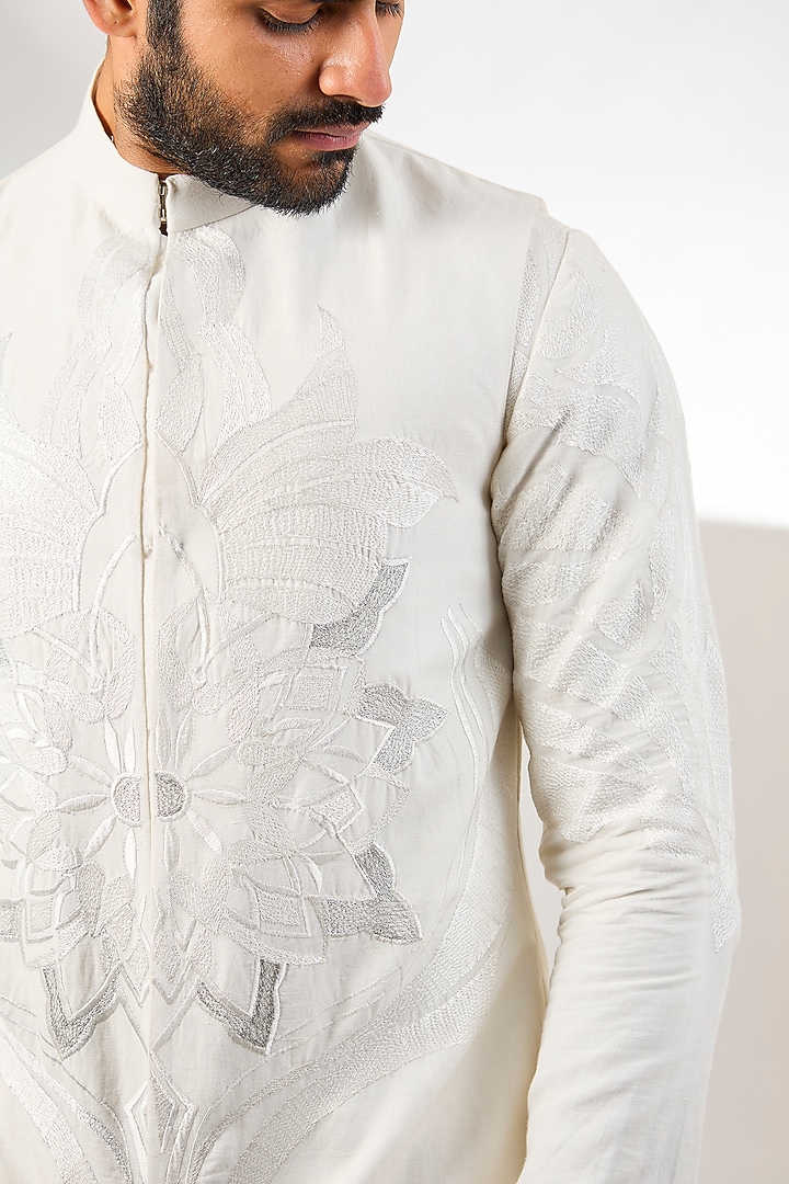 Ivory Silk Thread & Resham Embroidered Bundi Jacket by Arun Verma at Pernia's Pop Up Shop