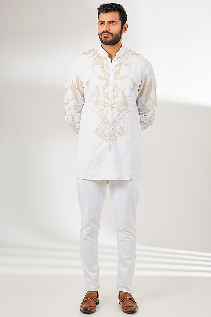Ivory Silk Resham & Aari Embroidered Short Kurta by Arun Verma at Pernia's Pop Up Shop