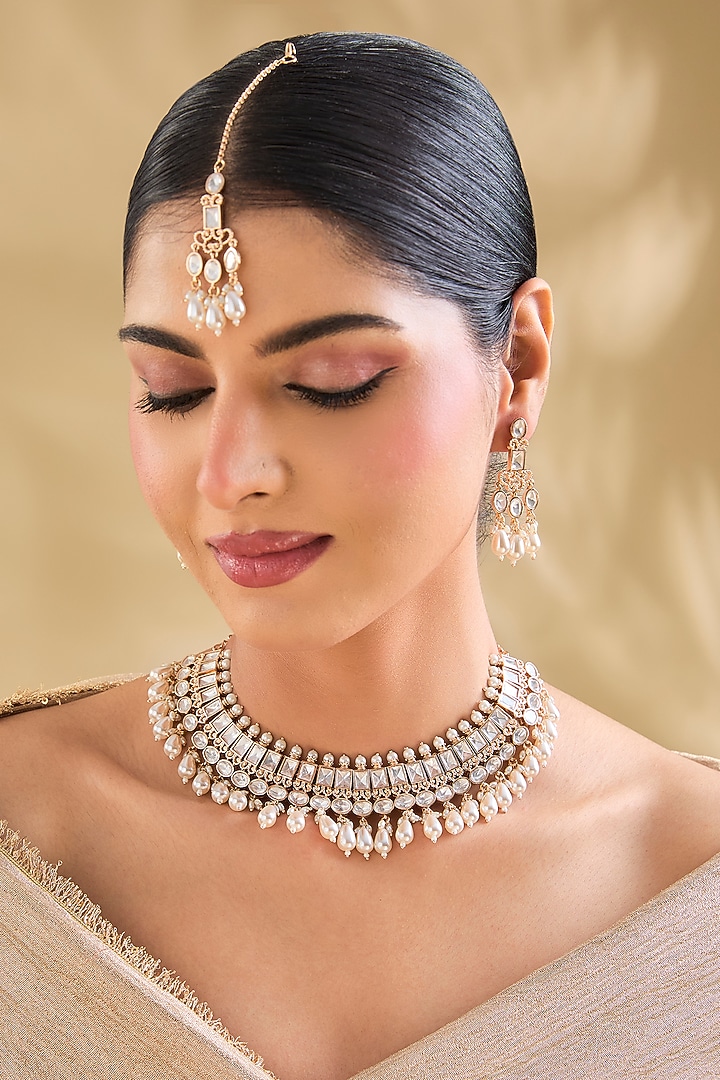 Gold Finish Kundan Polki & Pearl Drop Maangtikka by Aura Trends at Pernia's Pop Up Shop