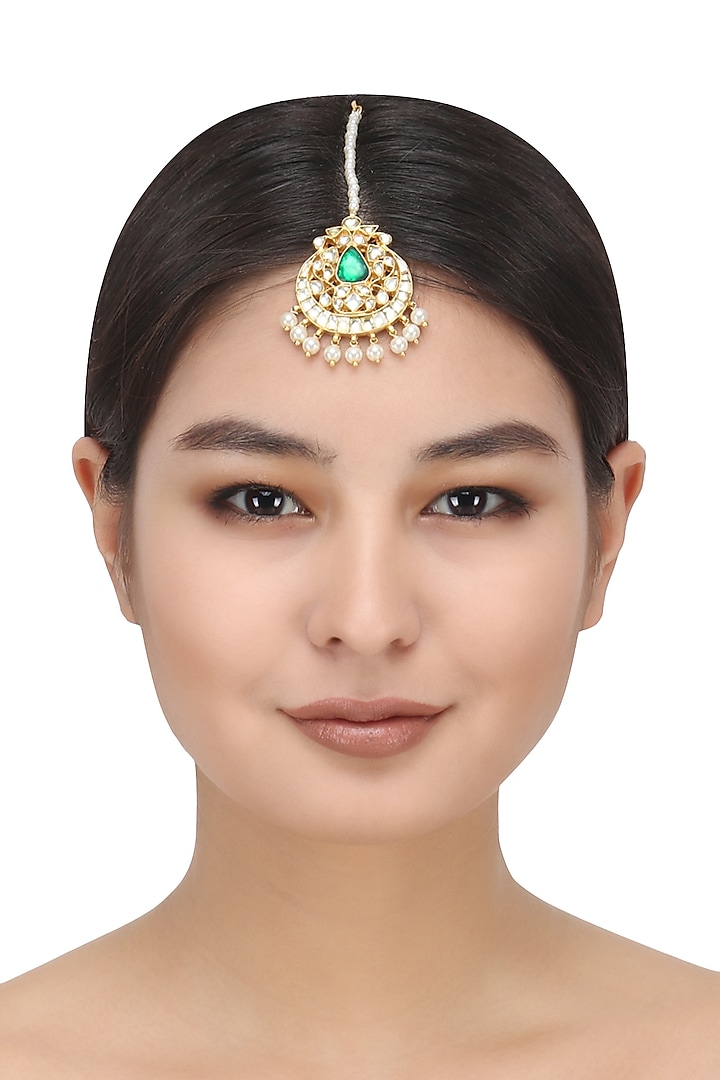 Auraa Trends presents Gold finish kundan stone maang tikka available only at Pernia's Pop Up Shop.