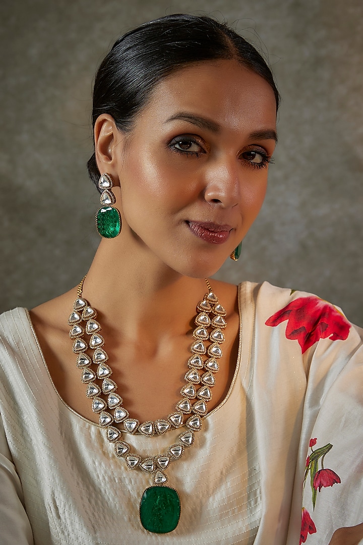 White Rhodium Finish American Diamond Necklace Set by Auraa Trends