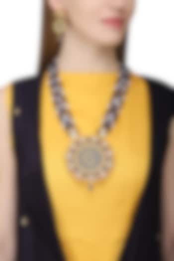 Gold Finish Kundan and Meenakari Pendant Necklace Set by Auraa Trends